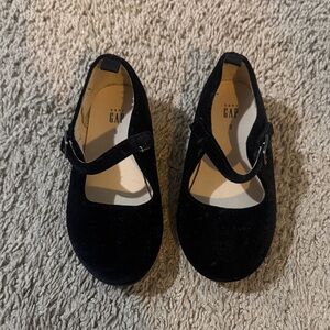 GAP Girls Black Velvet Mary Jane Shoes